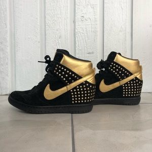 Nike Wedge Women’s Sneakers